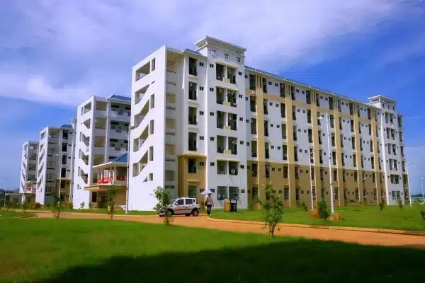 Đại học Sư phạm Hải Nam 4