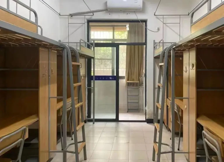 Đại học Ngoại ngữ Chiết Giang