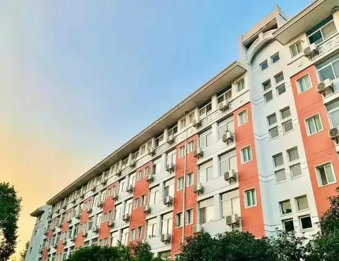 Đại học vũ hán